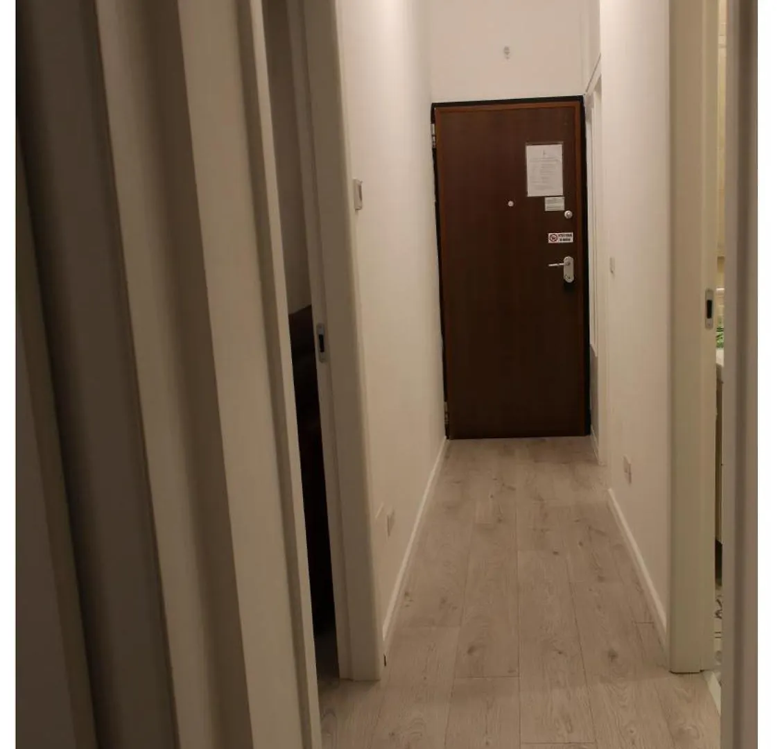“Al 57”…. A Quiet Corner In Ferrara Apartment
